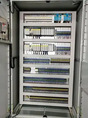 Paneles de control para automatización industrial