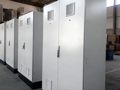 Gabinetes para paneles de control