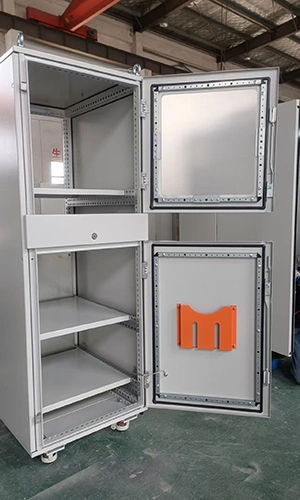 Gabinete de servidores de red para instalación en piso
